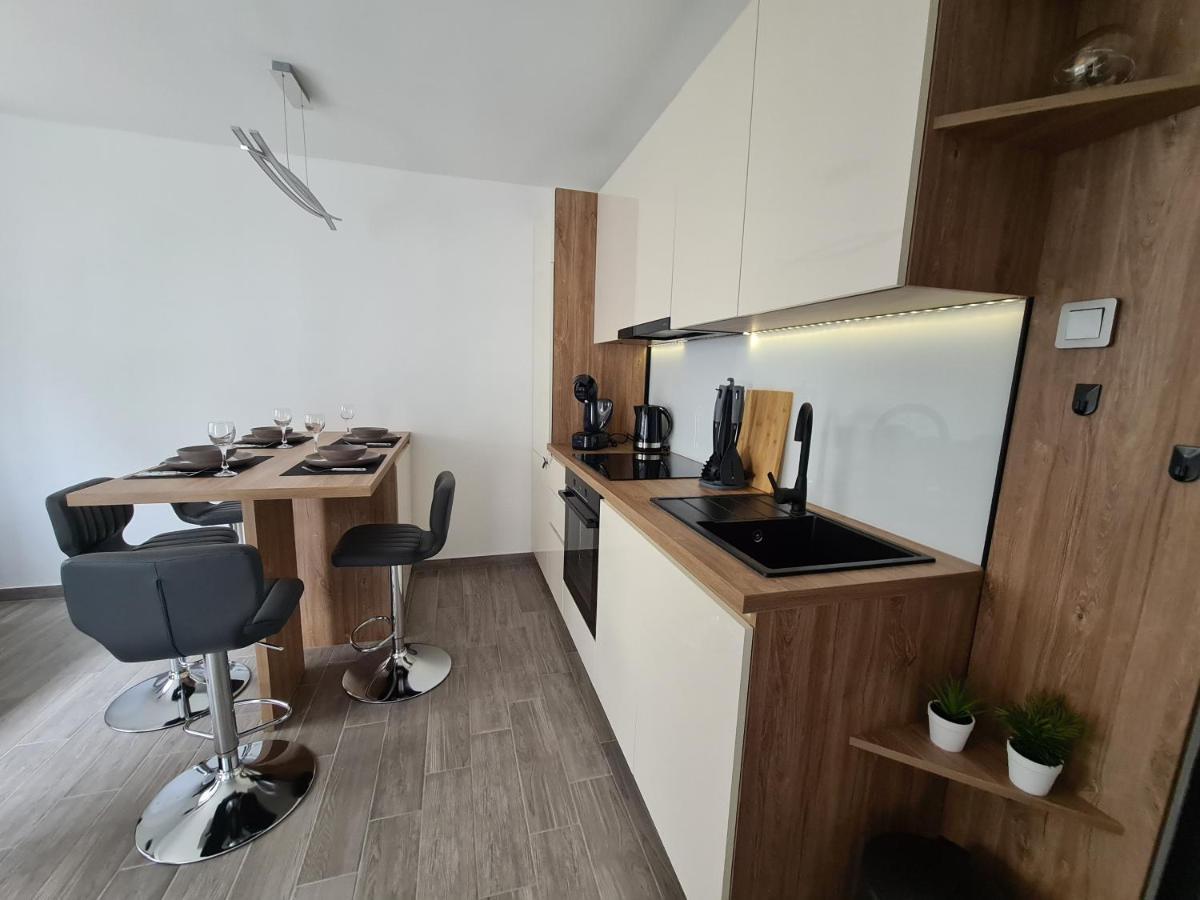 Apartman Nika Crikvenica Exteriör bild