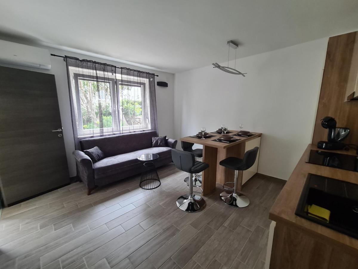 Apartman Nika Crikvenica Exteriör bild