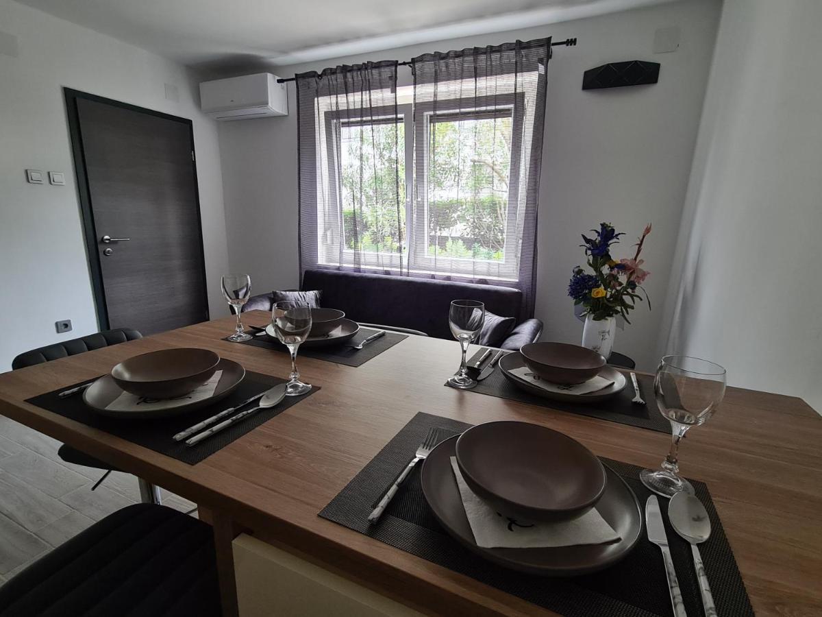 Apartman Nika Crikvenica Exteriör bild